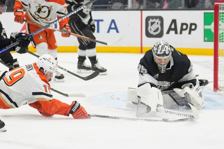 Ducks and Kings kick off the preseason in Ontario