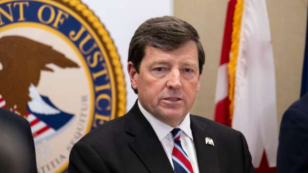 DOJ official ordered to rescind inquiry to FBI agent who sued Alex Jones: Sources
