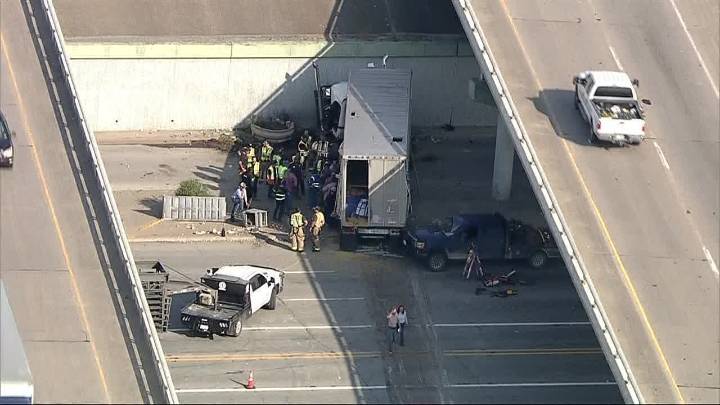 Crash involving cattle trailer shuts down Waxahachie intersection