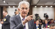 La FED se pliega a Trump y rebaja los tipos un 0,25 %