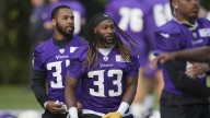 Reports: Vikings to place RB Aaron Jones on injured reserve
