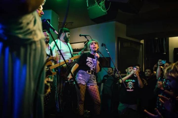 Kat Abughazaleh’s punk-rock House bid