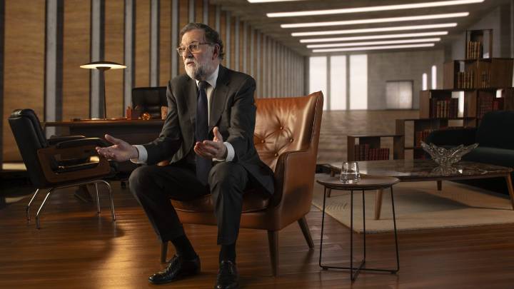 Movistar Plus+ reúne a Felipe González, Aznar, Zapatero y Rajoy en la serie documental 'La última llamada'