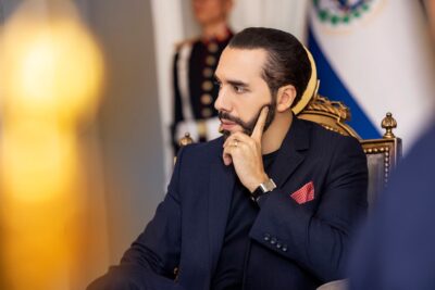 Es falso que un video muestre a Bukele anunciando una investigación contra Petro y Maduro