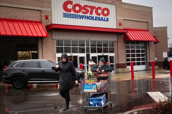 Important Recall: Kirkland Prosecco Bottles May Shatter