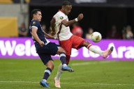 Canadian defender Derek Cornelius joins Glasgow Rangers on season
