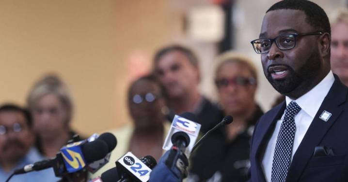 Memphis mayor says he got confirmation National Guard would be deployed from Trump's TV comments