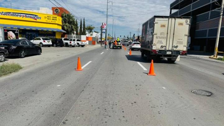 Pintó Vialidad cruces peatonales, carriles y banquetas frente a ICB