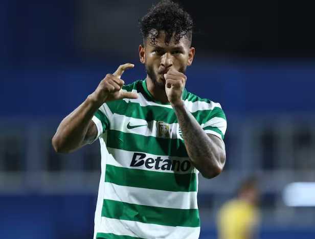 “Suárez mantiene su racha goleadora: anotó el gol del triunfo del Sporting frente a Estoril”