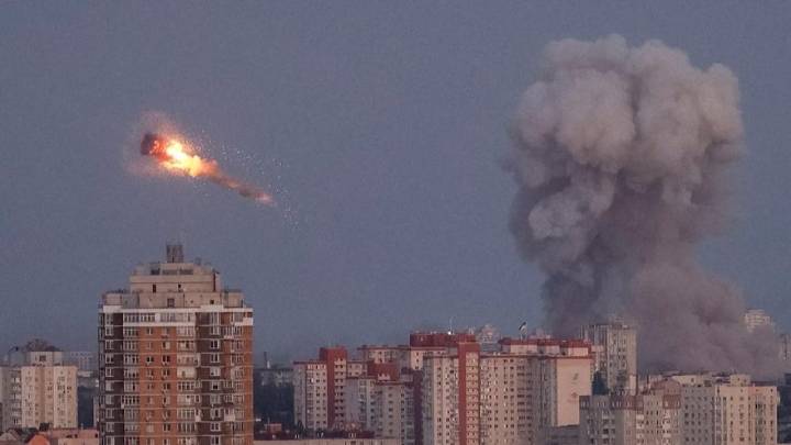 Rusia lanza un ataque masivo sobre Kiev con 805 drones y alcanza por primera vez la sede del Gobierno de Ucrania