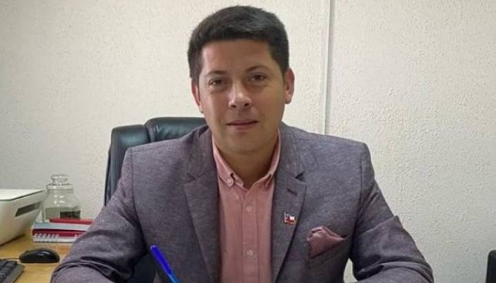 "Errar es humano": alcalde de Vichuquén se pronuncia tras ser detenido por conducir en estado de ebriedad