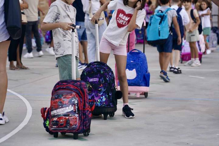 La nueva línea de subvenciones para las AMPAs:  112.000 euros