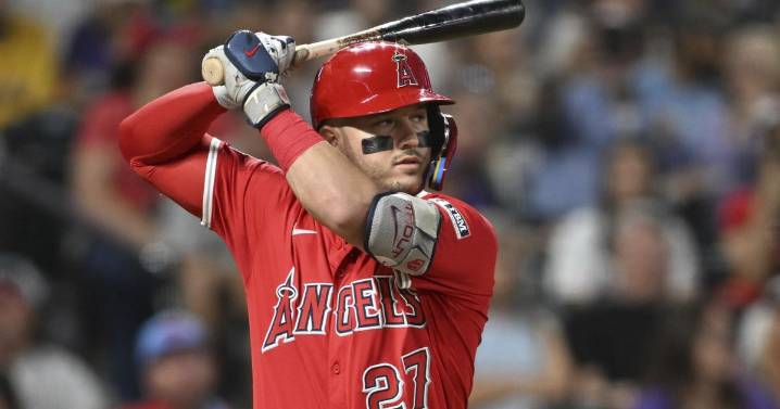 Mike Trout hits 400th home run to help Angels beat Rockies 3