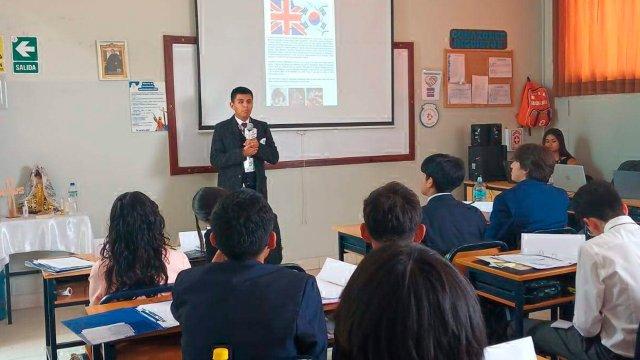 Munsur 2025 reúne a más de 500 escolares para formar a los futuros líderes políticos del país