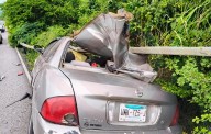Fuerte accidente en la carretera Valles–Tamazunchale; el conductor prácticamente volvió a nacer