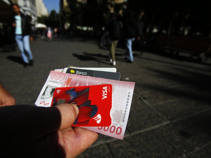 Comisión de Economía de la Cámara rechazó eliminar la UF como sistema de reajuste