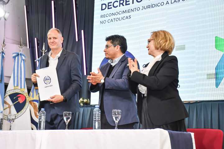 Vidal: “Este decreto significa tener otras herramientas para poder crecer y trabajar ordenadamente”
