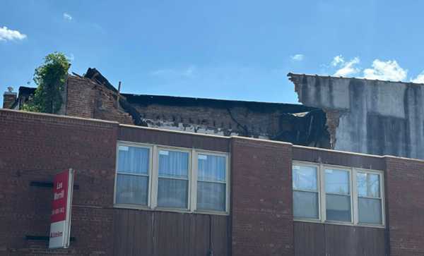 Partial collapse of 2-story building in Vienna closes neighboring businesses