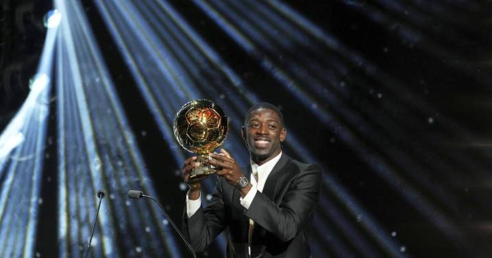 Ousmane Dembélé del PSG alza su primer Balón de Oro y Aitana Bonmatí encadena triplete de trofeos