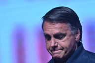 Trasladan de urgencia al hospital al expresidente brasileño Jair Bolsonaro