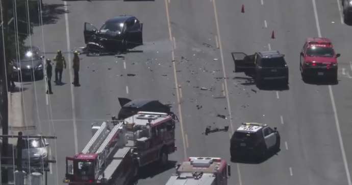 Crash in North Hollywood leaves 7 injured