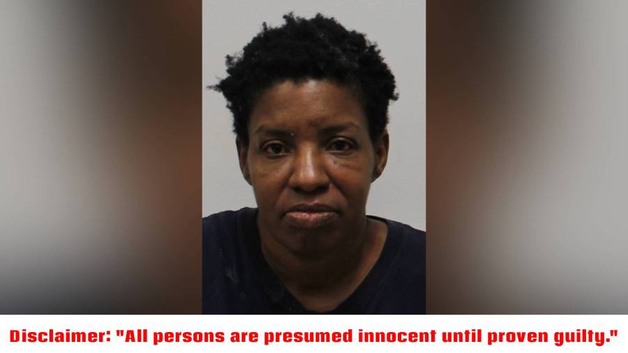 Baton Rouge woman accused of stabbing another woman with kitchen knife inside home
