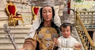 La Corona celebra su XXV aniversario con la salida extraordinaria de la Virgen del Rosario