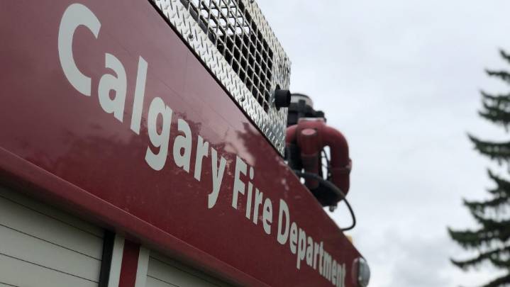 21 people displaced after three-home fire in SE Calgary