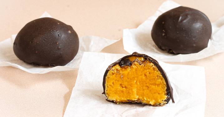 Healthy Recipe: Pumpkin Fudge Bites