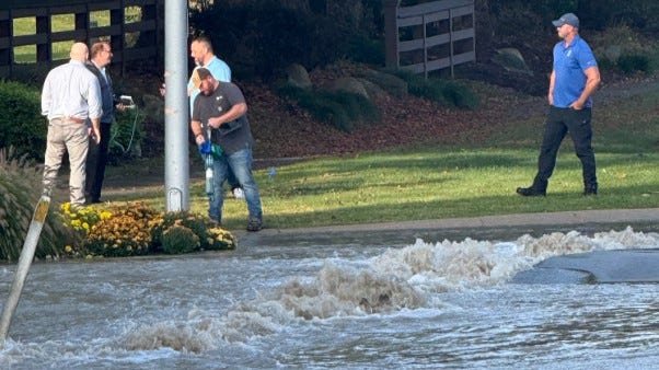 Novi water main break prompts several school closures, flooding