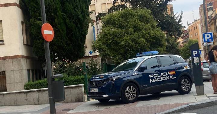 Cinco personas detenidas por agredir con barras de hierro a un matrimonio de Salamanca a la puerta de su casa