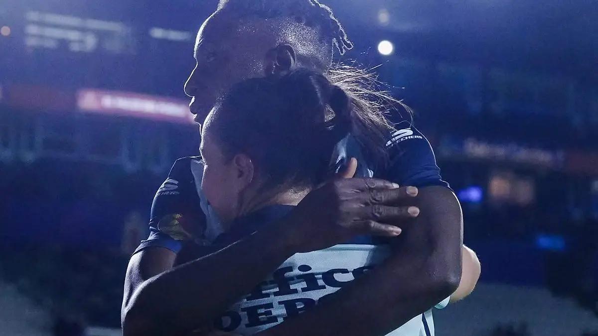 ¡Se les vino la noche encima! Centellas del Necaxa sufren nueva goleada al caer ante las Tuzas del Pachuca