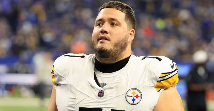 Steelers try out retired offensive lineman after season
