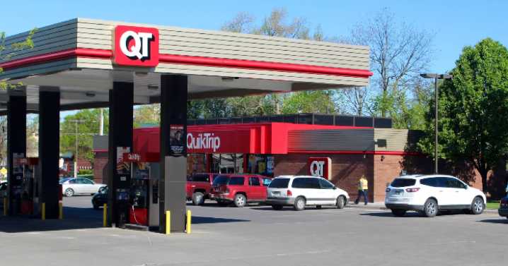 Record-breaking Powerball ticket was sold at a QuikTrip in Missouri