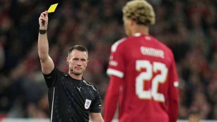 Liverpool striker Hugo Ekitike sent off after celebrating late winning goal against Southampton