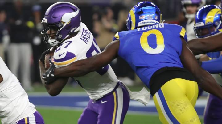 Vikings elevate RB Cam Akers for Sunday