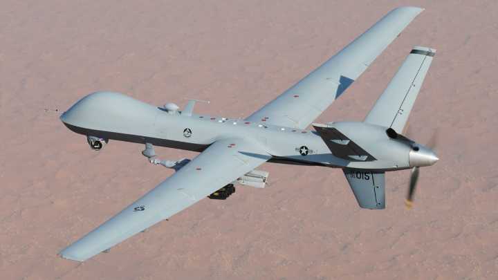 La respuesta de EE. UU. al nuevo caza de China: una academia "Top Gun" para crear la élite en el manejo de drones