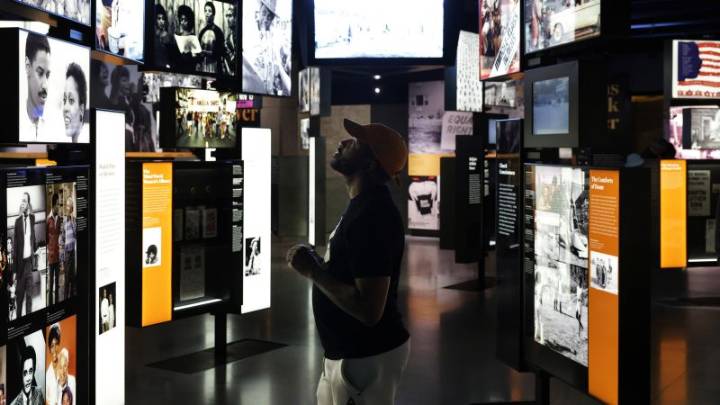 Censoring museums risks diminishing American exceptionalism, experts warn