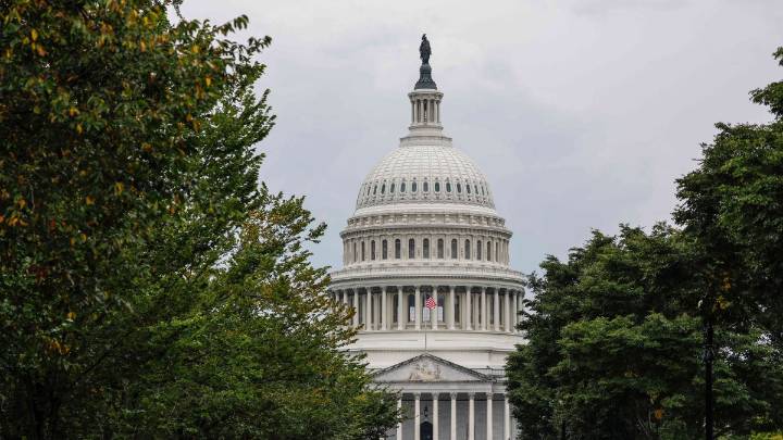 Government shutdown looms ahead of crucial White House meeting