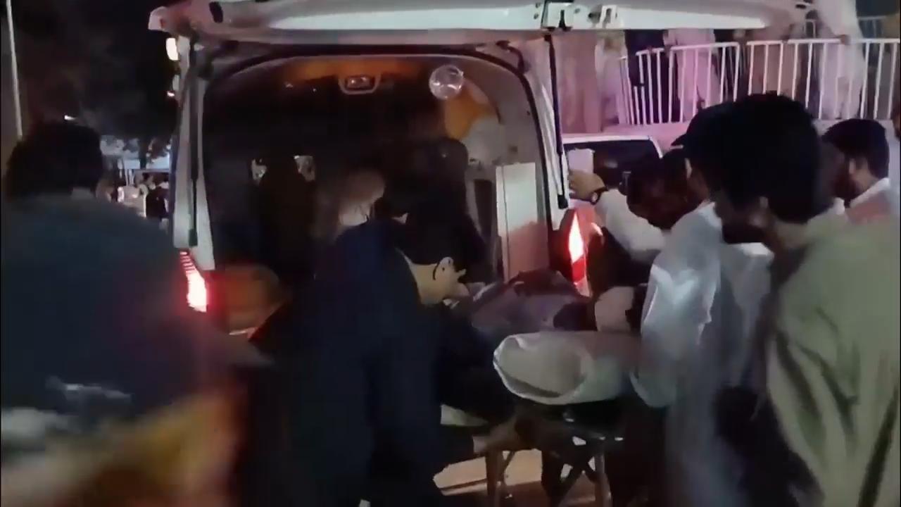 Suicide bombing near political rally in southwestern Pakistan kills 13 and wounds 30