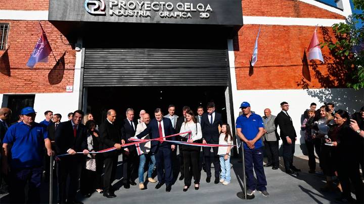 El gobernador Zamora participó de la inauguración de la Planta Proyecto Qelqa