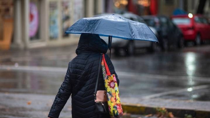 A qué hora deja de llover hoy en Buenos Aires, según el SMN