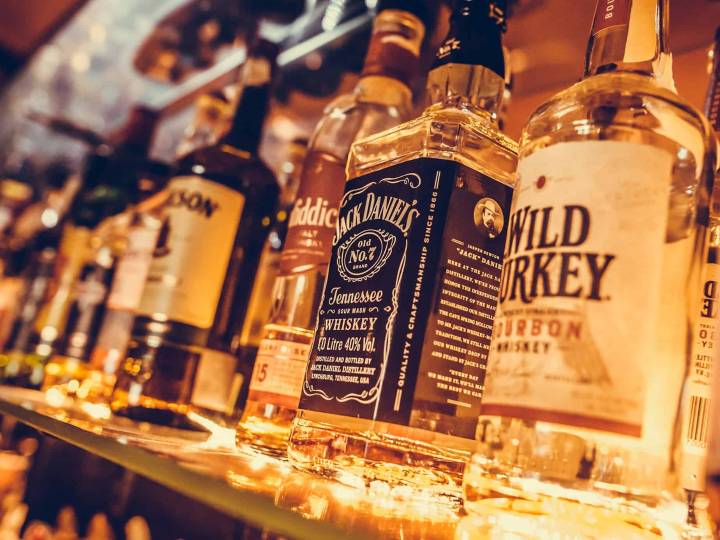 Wine bottles and milk cartons to be part of container deposit scheme