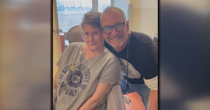 Hairstylist brings his talents bedside to Penn Medicine patients: "This is my passion"