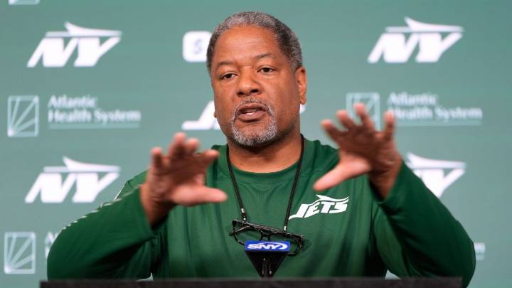 Jets' Wilks jabs Mayfield back over 'cut me in Carolina' claim
