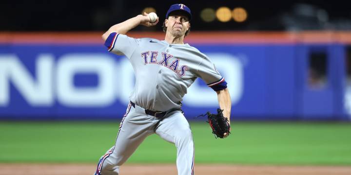 Jacob deGrom throws seven innings in return to Citi Field
