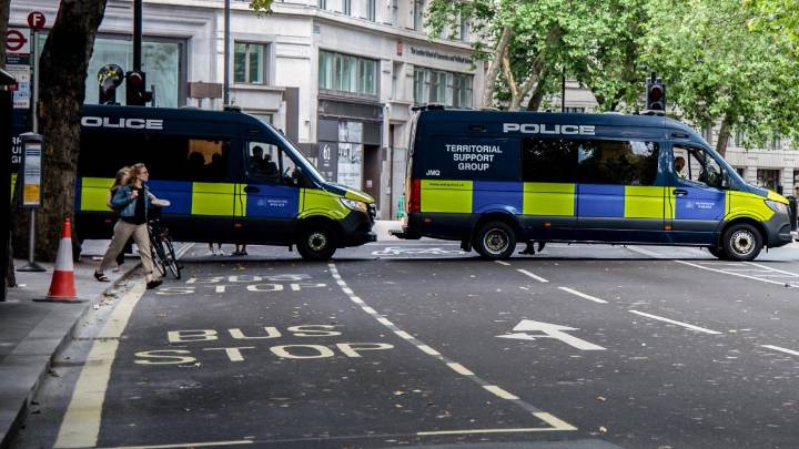 La policía británica detiene a tres sospechosos de colaborar con el servicio de inteligencia ruso