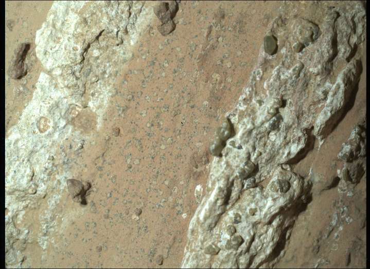 Muestra de roca en Marte revela posibles señales de vida