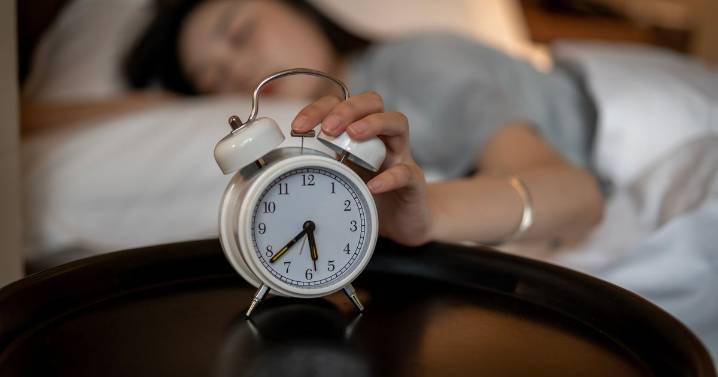 Brits urged to start 15 minute change to night routine before the end of October