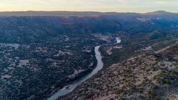 Estados buscan poner fin a disputa por el agua del Río Grande